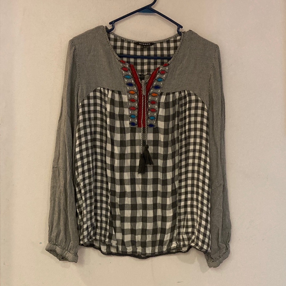 3/$15 Soft Gray Black Embroidered Rockabilly Top HANNAH Casual Long Sleeve